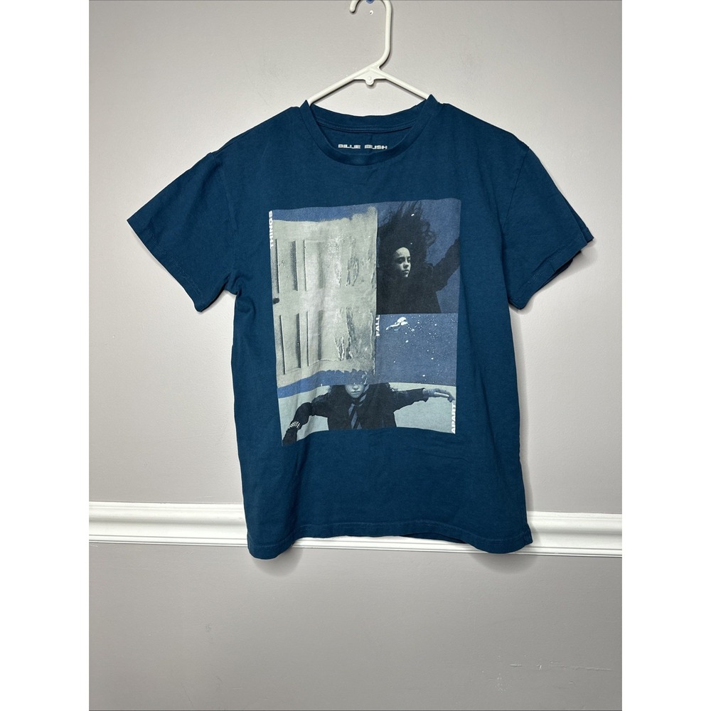 Billie Eilish‎ concert band T-shirt 2024 lash music LLC Sz Medium Women's Top